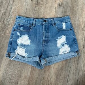 Forever 21 light wash jean Shorts size 27.
